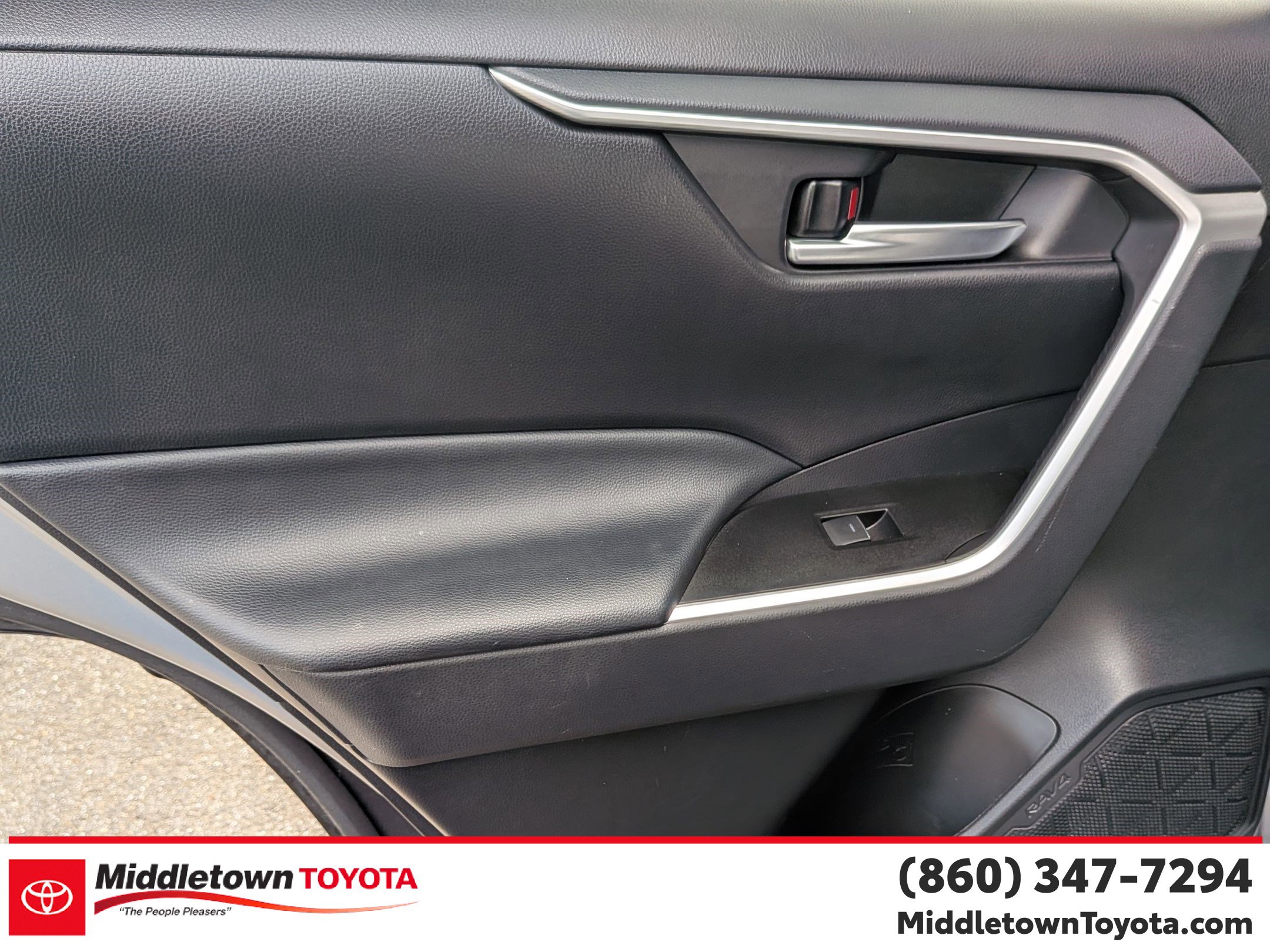 Certified 2023 Toyota RAV4 XLE Premium AWD/4WD image 29