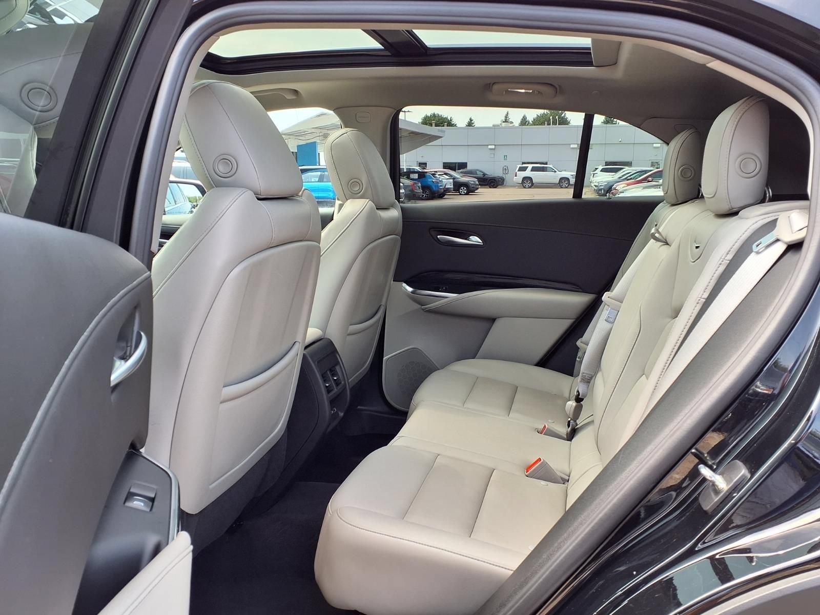 Certified 2023 Cadillac XT4 Premium Luxury w/ Cold Weather Package AWD/4WD image 10