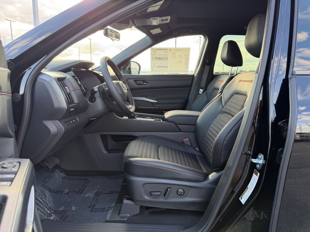 New 2026 Nissan Pathfinder Rock Creek AWD/4WD image 19