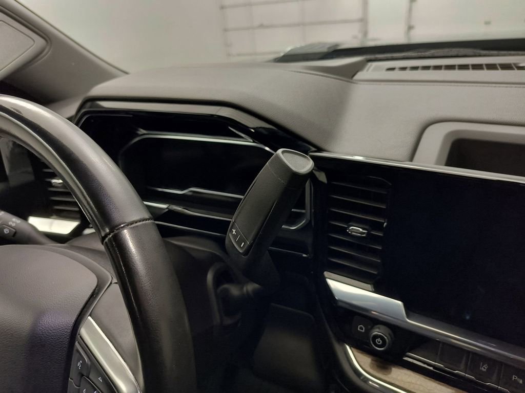 Used 2024 Chevrolet Silverado 2500 LT w/ Midnight Edition AWD/4WD image 23