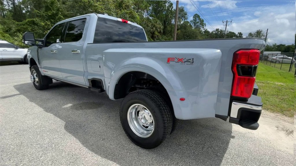 New 2026 Ford F350 Lariat w/ Chrome Package image 6