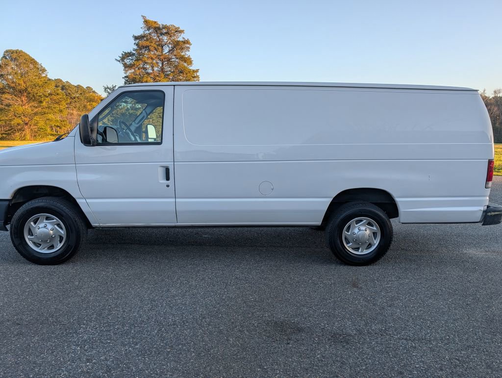 Used 2012 Ford E-350 and Econoline 350 Extended Super Duty w/ Commercial Cargo Van Pkg RWD image 3