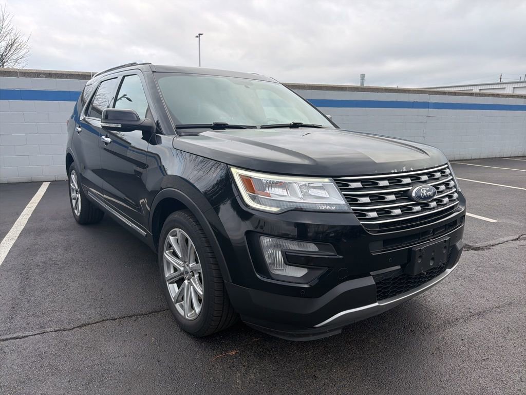 Used 2017 Ford Explorer Limited AWD/4WD image 7