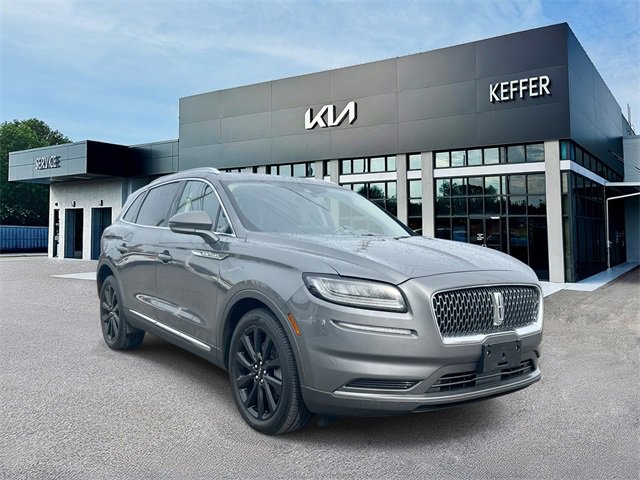 Used 2023 Lincoln Nautilus Reserve w/ Monochromatic Package image 2