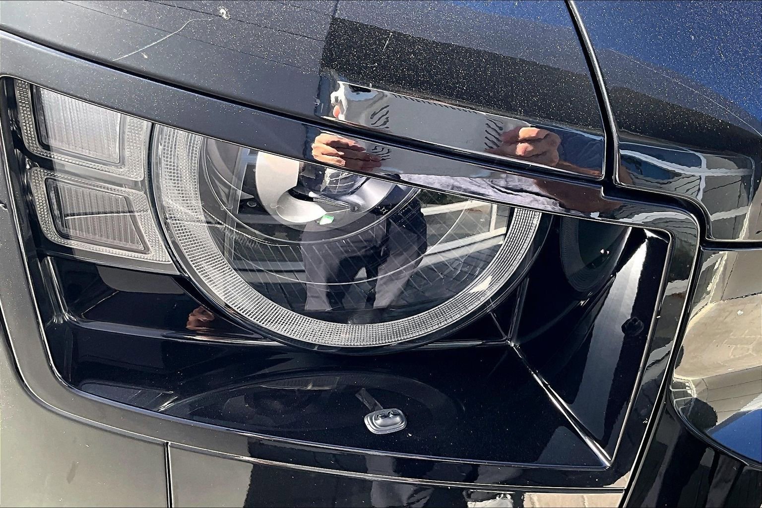 Used 2023 Land Rover Defender 110 V8 image 28