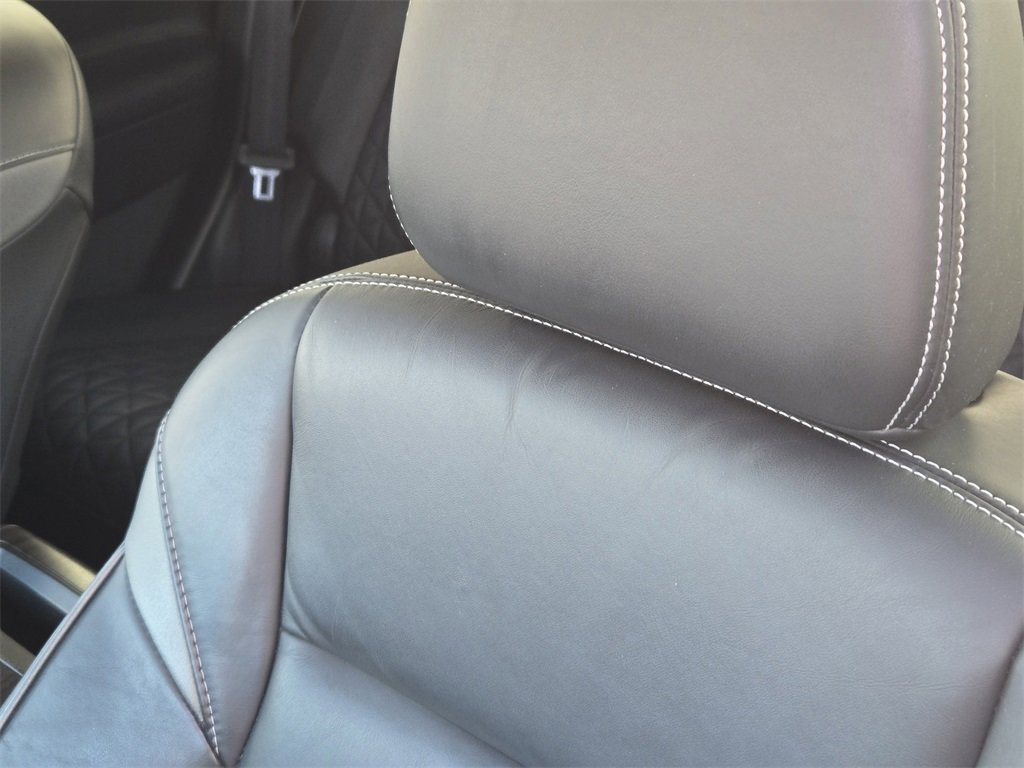 Used 2019 Nissan Murano Platinum w/ Cargo Package image 16