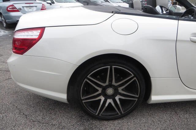 Used 2015 Mercedes-Benz SL 550 image 41