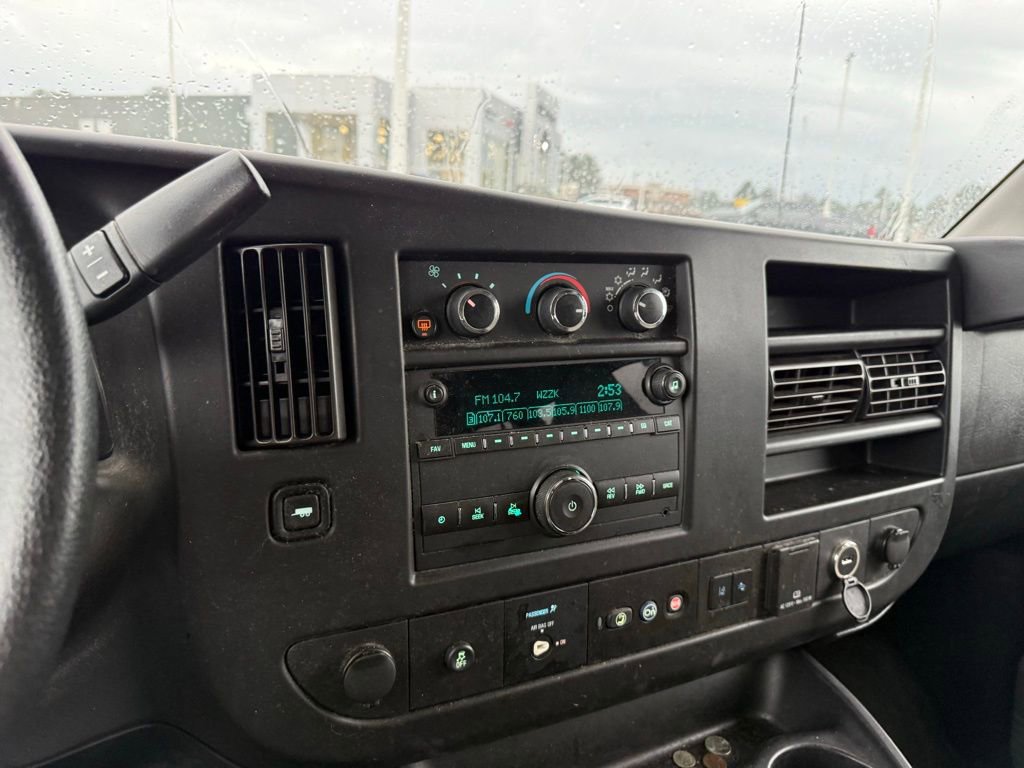 Used 2019 Chevrolet Express 3500 LT w/ LT Preferred Equipment Group image 17