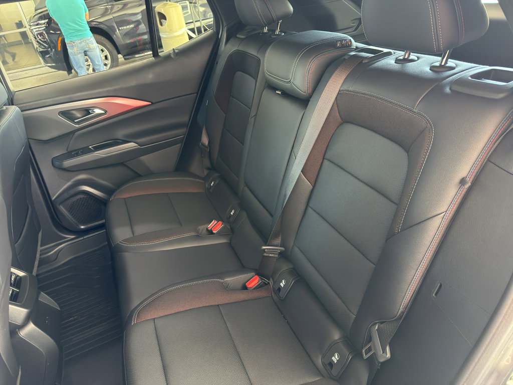 New 2026 Chevrolet Equinox EV RS image 11