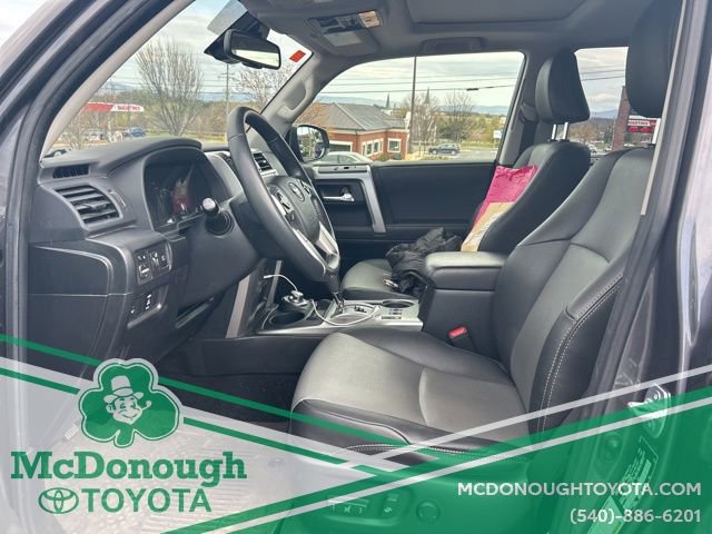 Used 2021 Toyota 4Runner SR5 Premium w/ Moonroof Package image 9