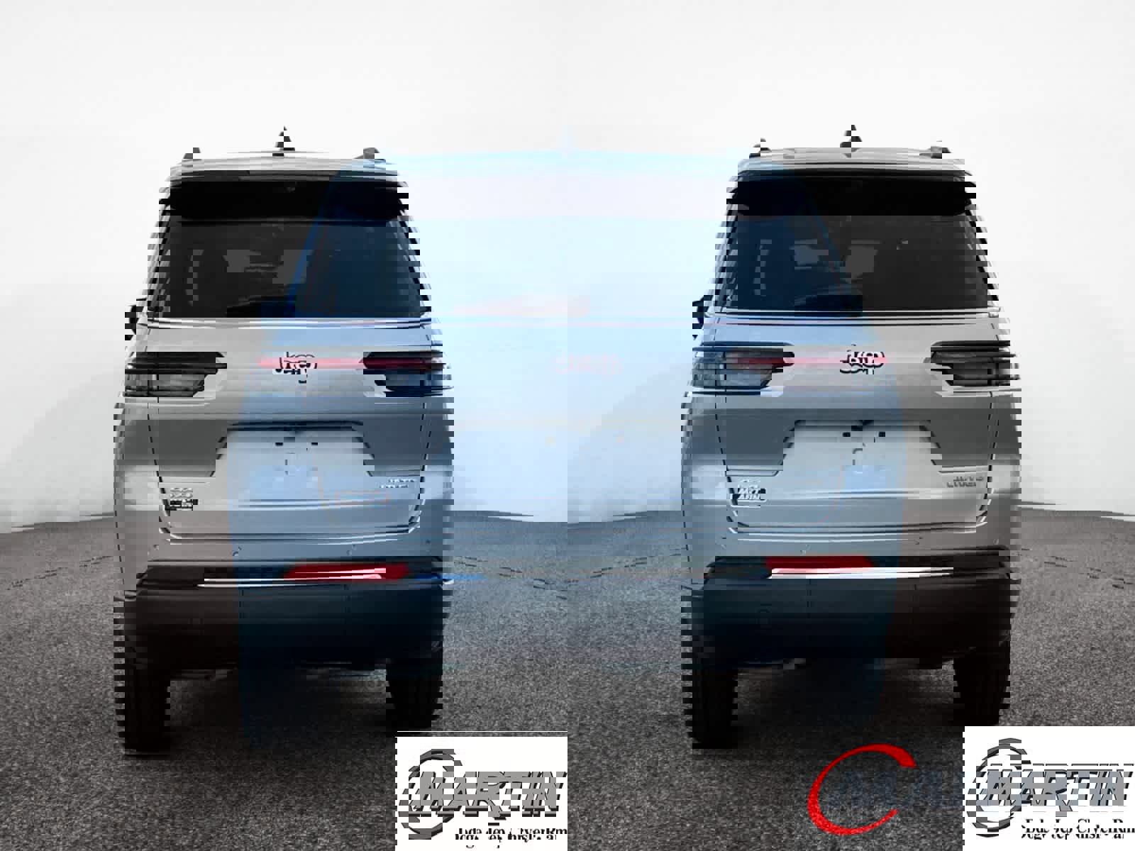 Used 2024 Jeep Grand Cherokee L Limited w/ Luxury Tech Group II image 4
