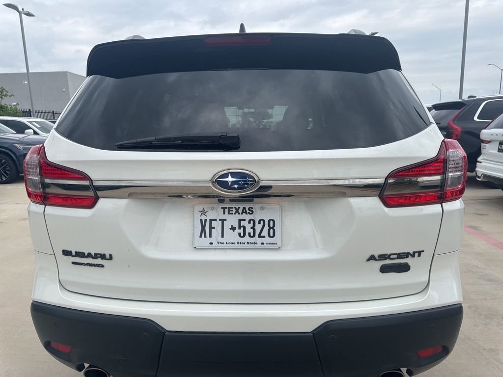 Used 2022 Subaru Ascent Onyx Edition image 4