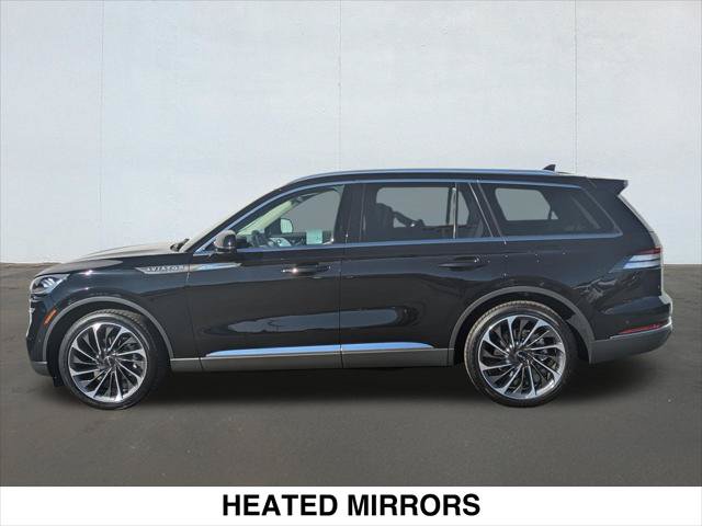 Used 2023 Lincoln Aviator Reserve w/ Equipment Group 201A AWD/4WD image 2