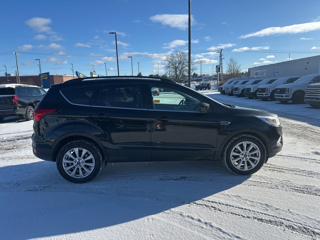 Used 2019 Ford Escape SEL image 4