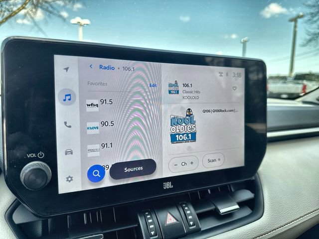 Used 2023 Toyota RAV4 Limited image 25