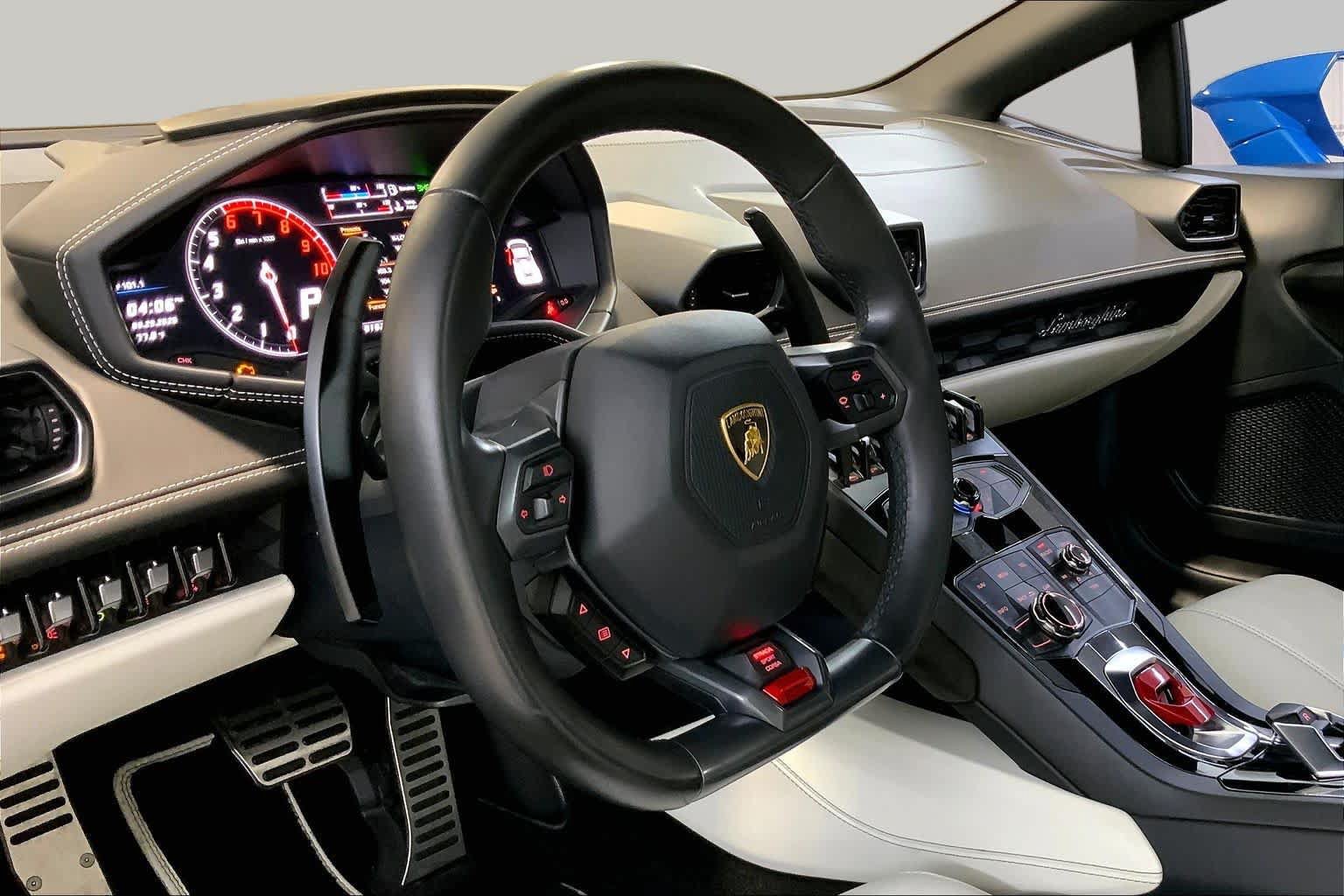 Used 2016 Lamborghini Huracan LP 610-4 AWD/4WD image 17