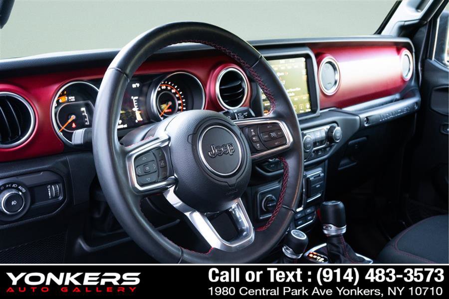 Used 2023 Jeep Wrangler Unlimited Rubicon w/ Safety Group AWD/4WD image 30