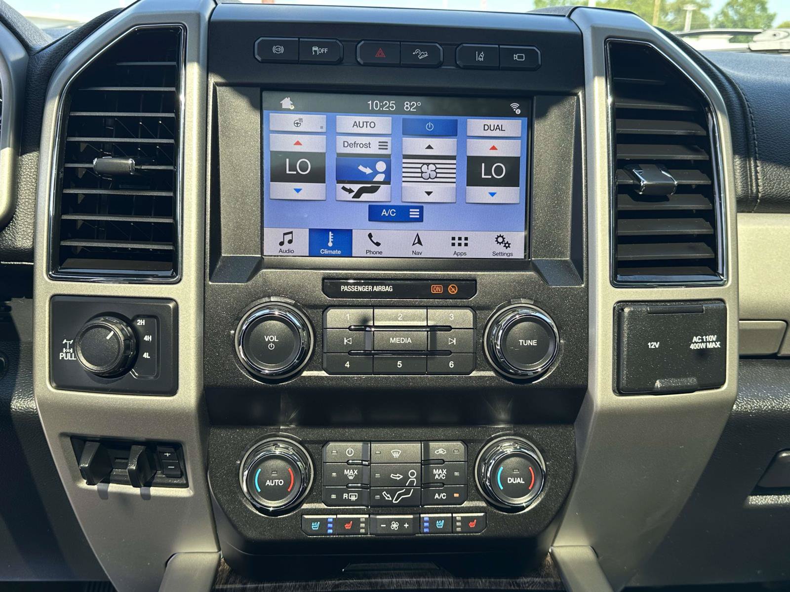 Certified 2019 Ford F350 Lariat w/ Lariat Ultimate Package AWD/4WD image 11
