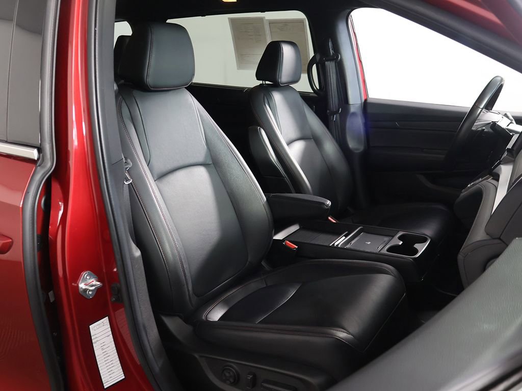 Used 2025 Honda Odyssey Sport-L image 31