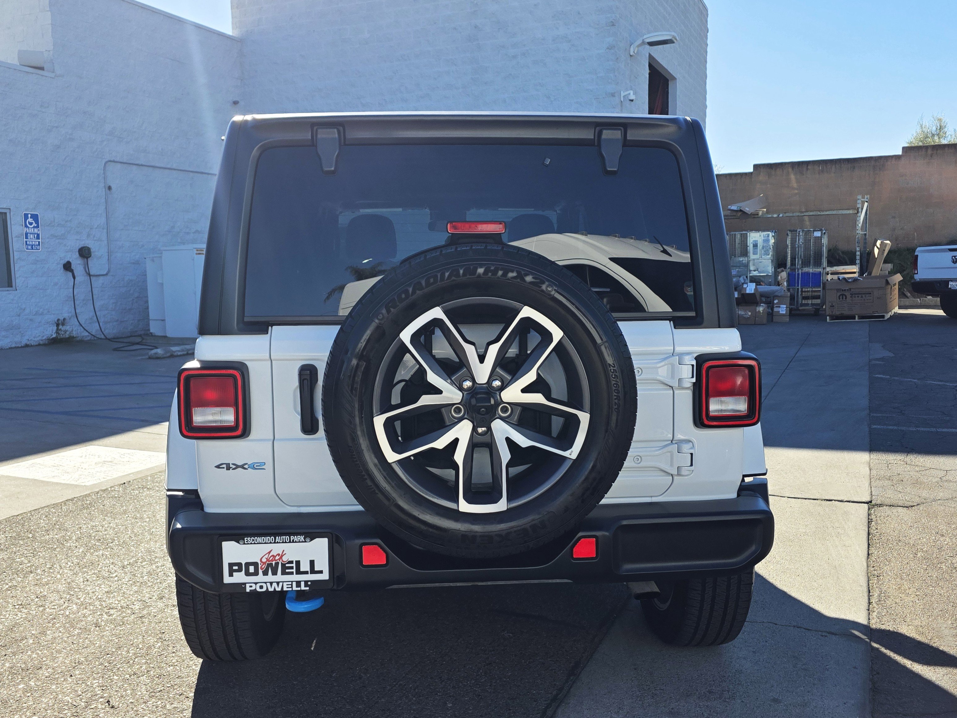 Used 2024 Jeep Wrangler Sport S image 4