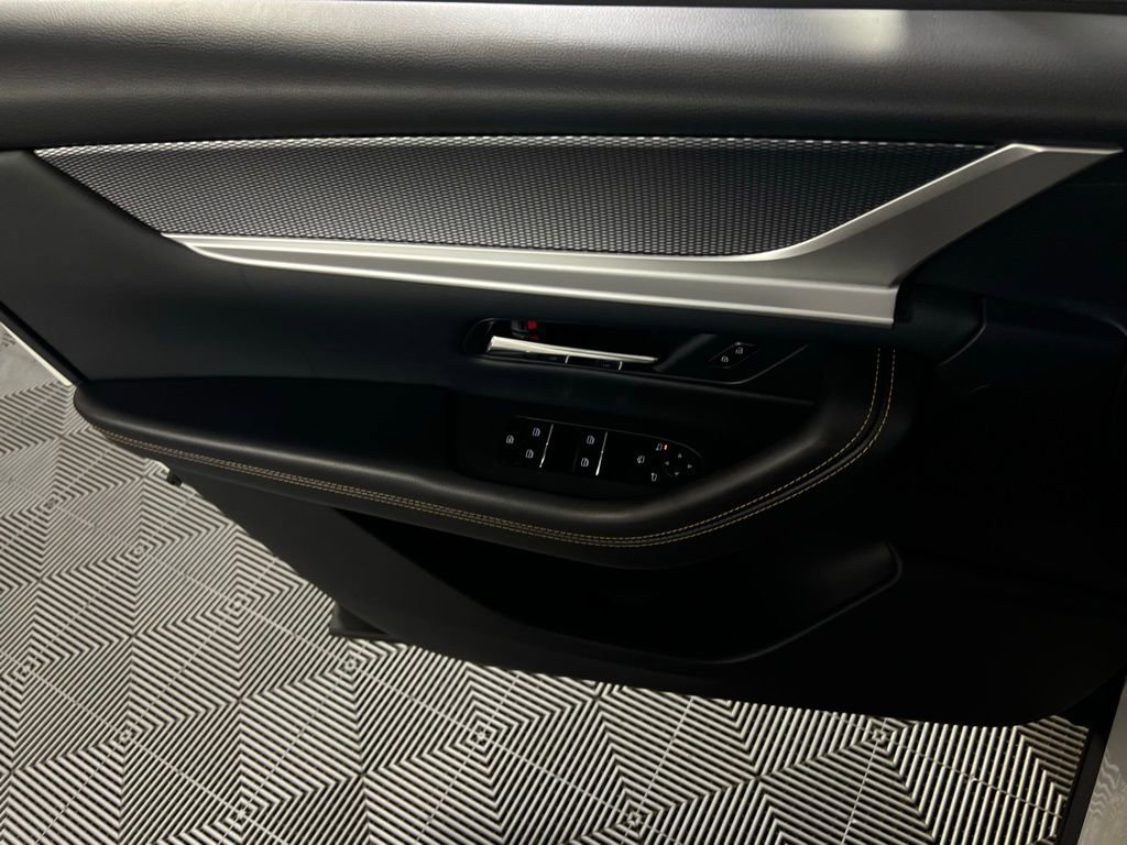 Used 2025 MAZDA CX-90 Plug-In Hybrid w/ Premium Plus image 25