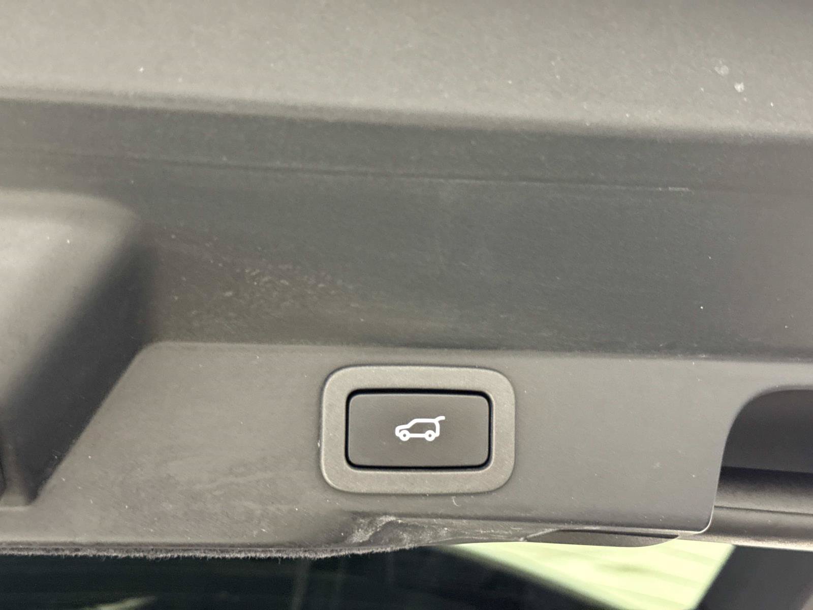 Used 2019 Land Rover Range Rover Sport Supercharged AWD/4WD image 10