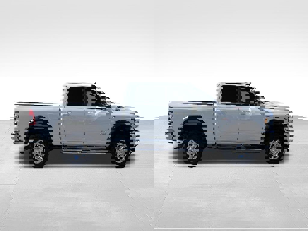 Used 2022 RAM 2500 Big Horn image 3