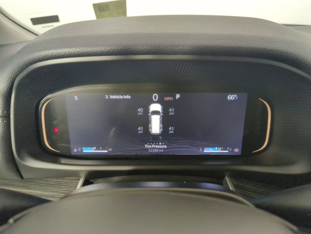 Used 2024 Jeep Wagoneer L Series II image 40