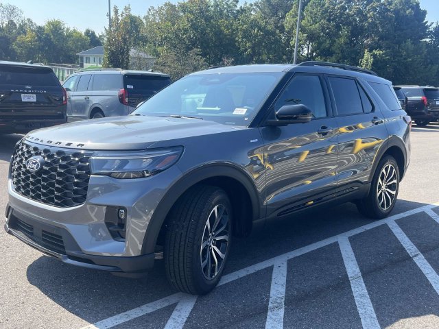 New 2027 Ford Explorer ST-Line AWD/4WD image 5