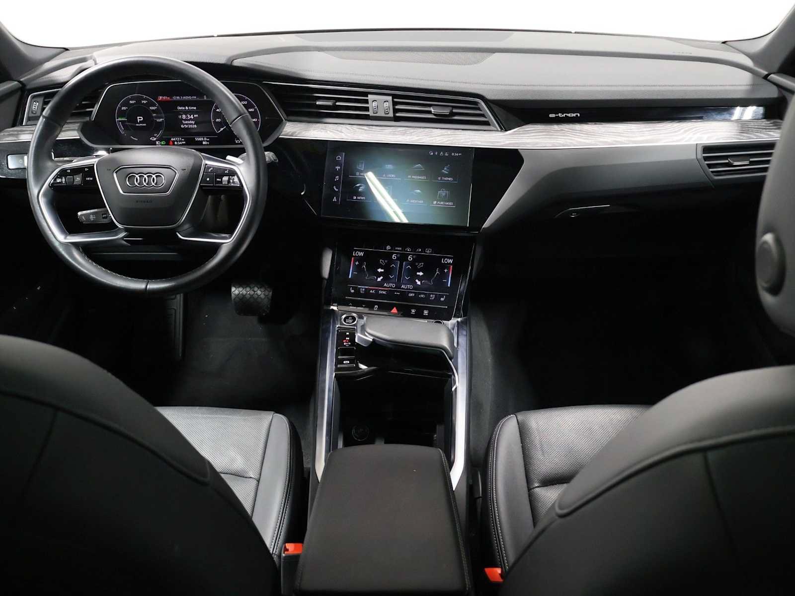 Used 2023 Audi e-tron Premium Plus w/ Premium Plus Package AWD/4WD image 24