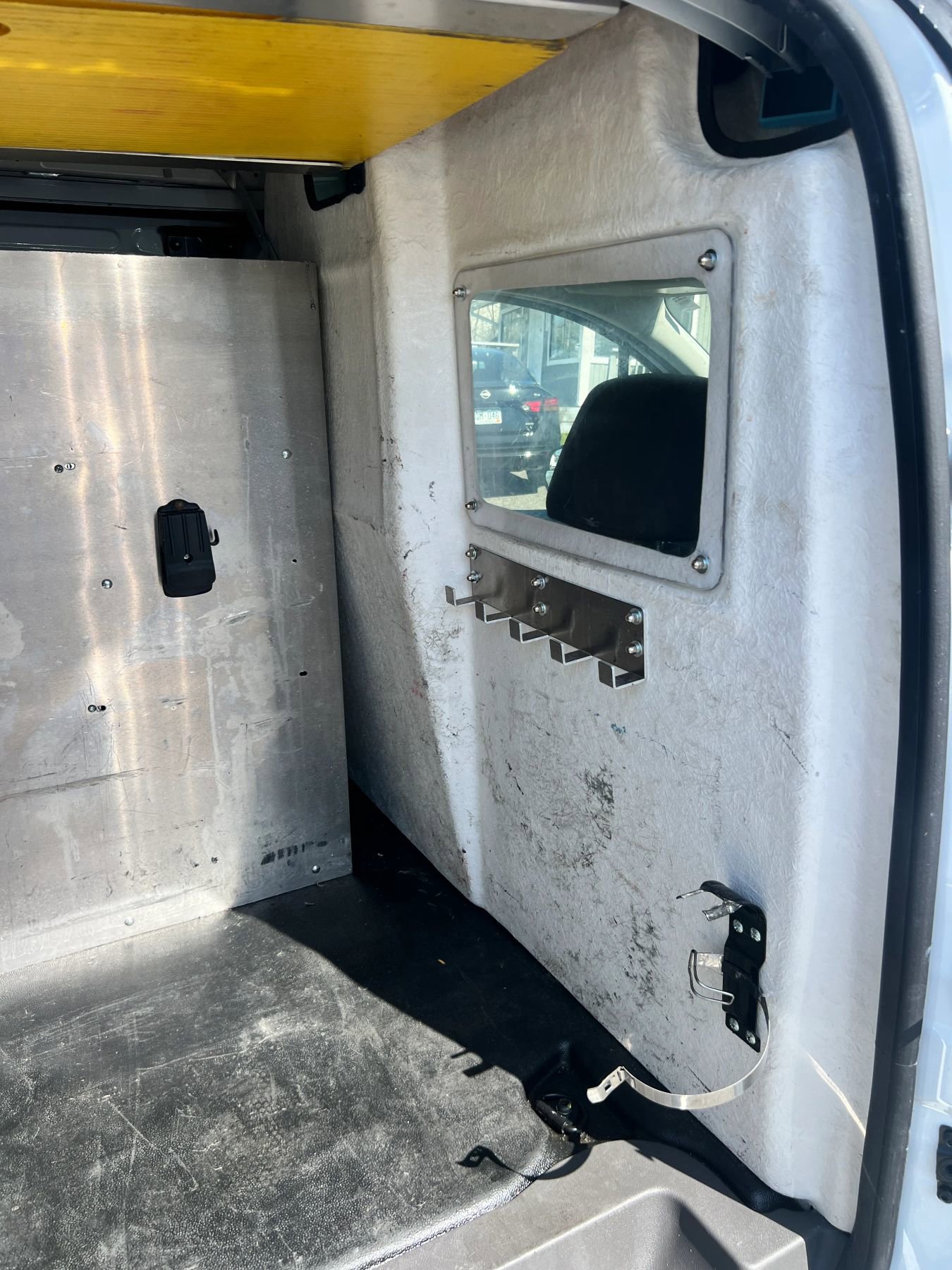 Used 2020 Ford Transit Connect XL image 17