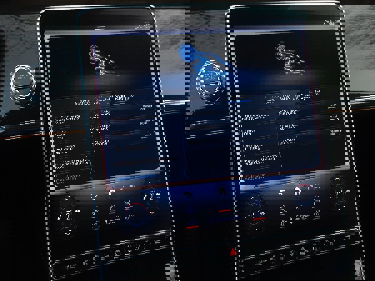 Used 2023 Mercedes-Benz S 580e 4MATIC Sedan w/ Warmth & Comfort Package image 64