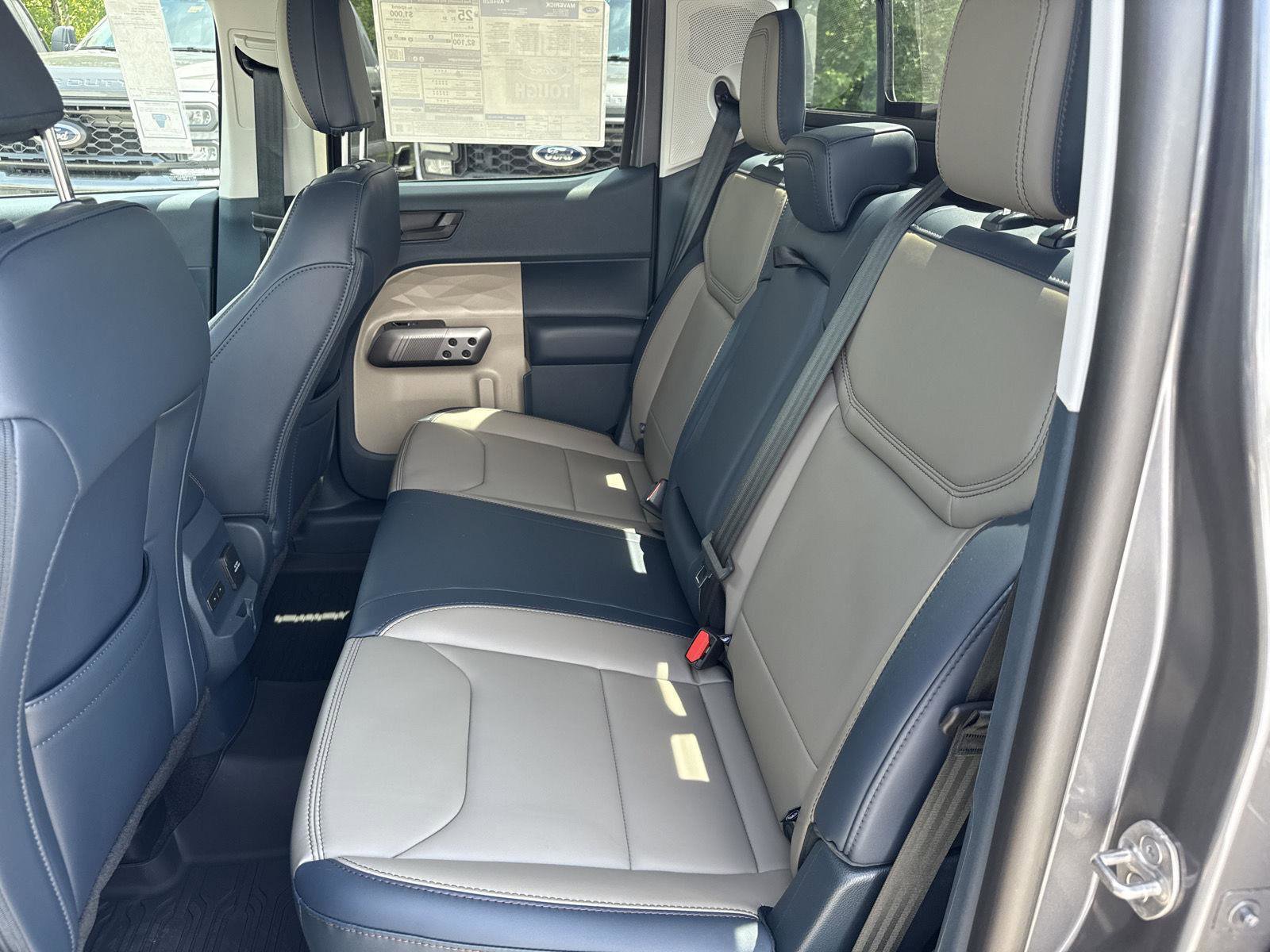 New 2025 Ford Maverick Lariat w/ 4K Tow Package image 14