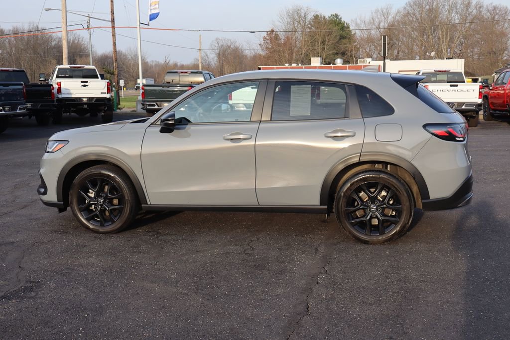 Used 2025 Honda HR-V Sport image 30