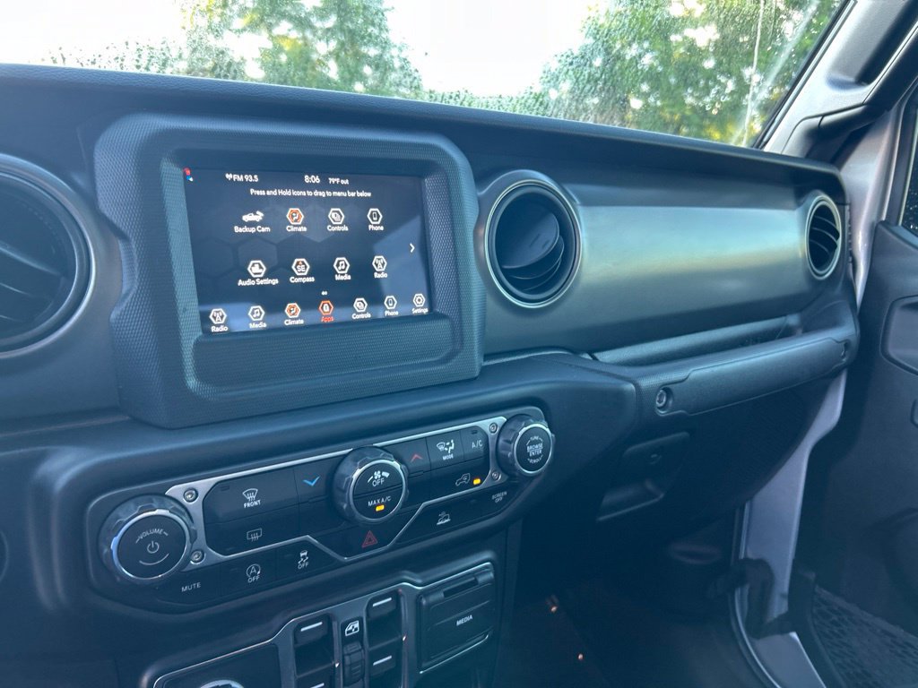 Used 2022 Jeep Gladiator Sport AWD/4WD image 12