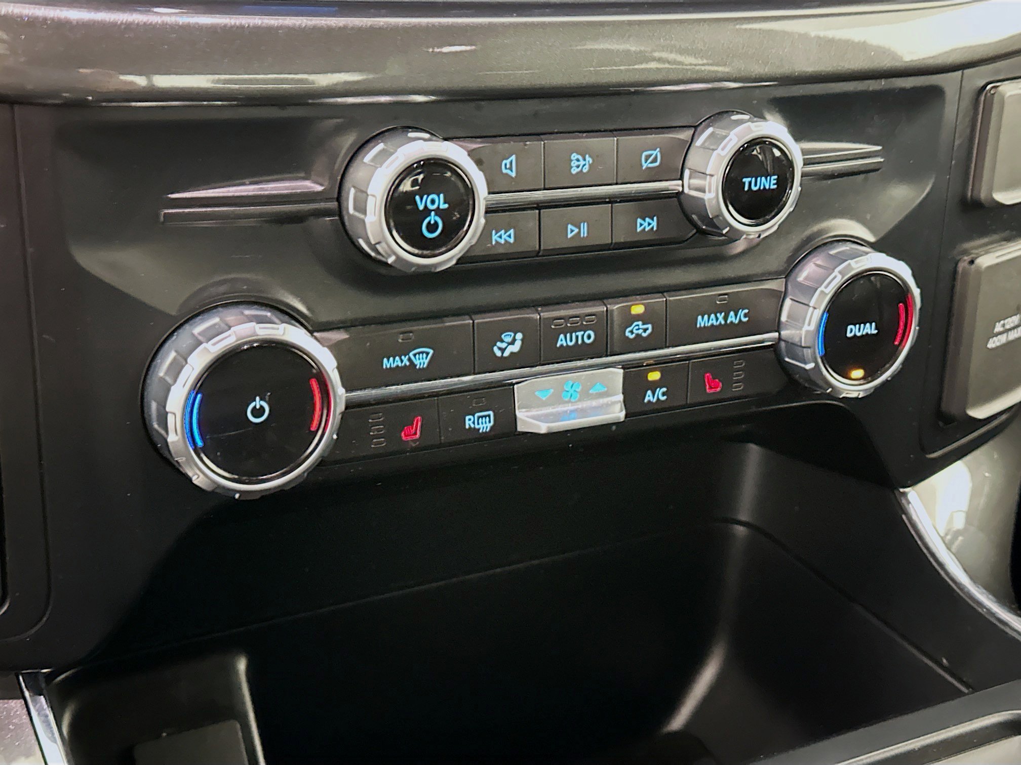 Used 2023 Ford F150 XLT w/ Equipment Group 302A High image 24