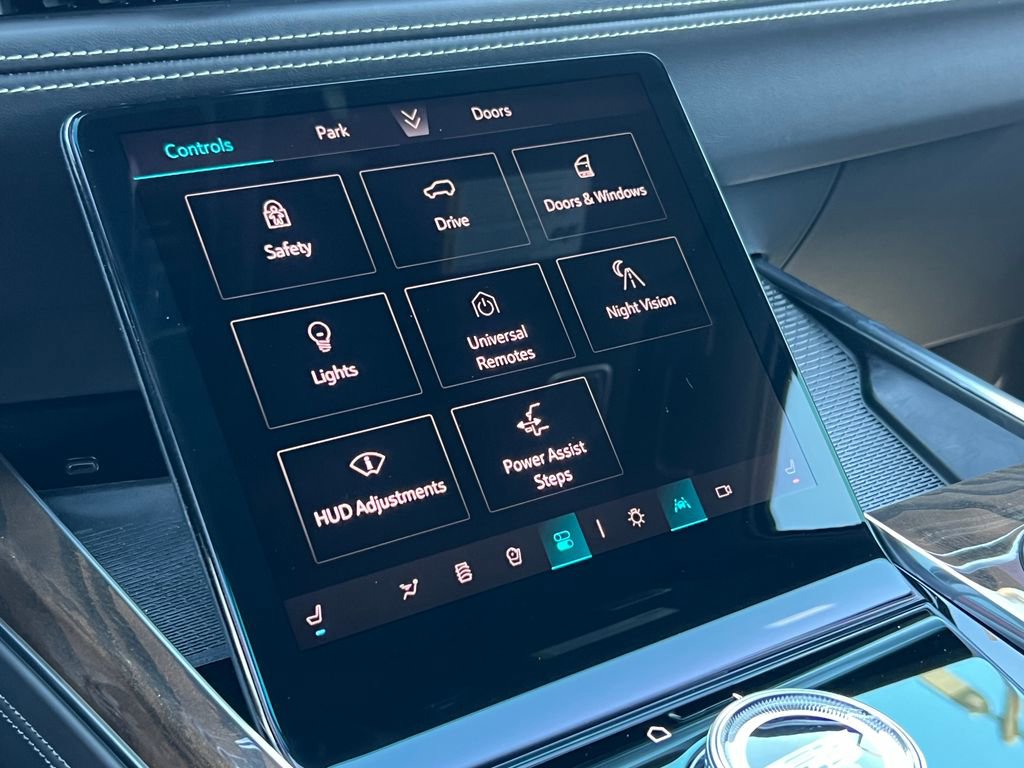 New 2026 Cadillac Escalade ESV Platinum Luxury AWD/4WD image 61