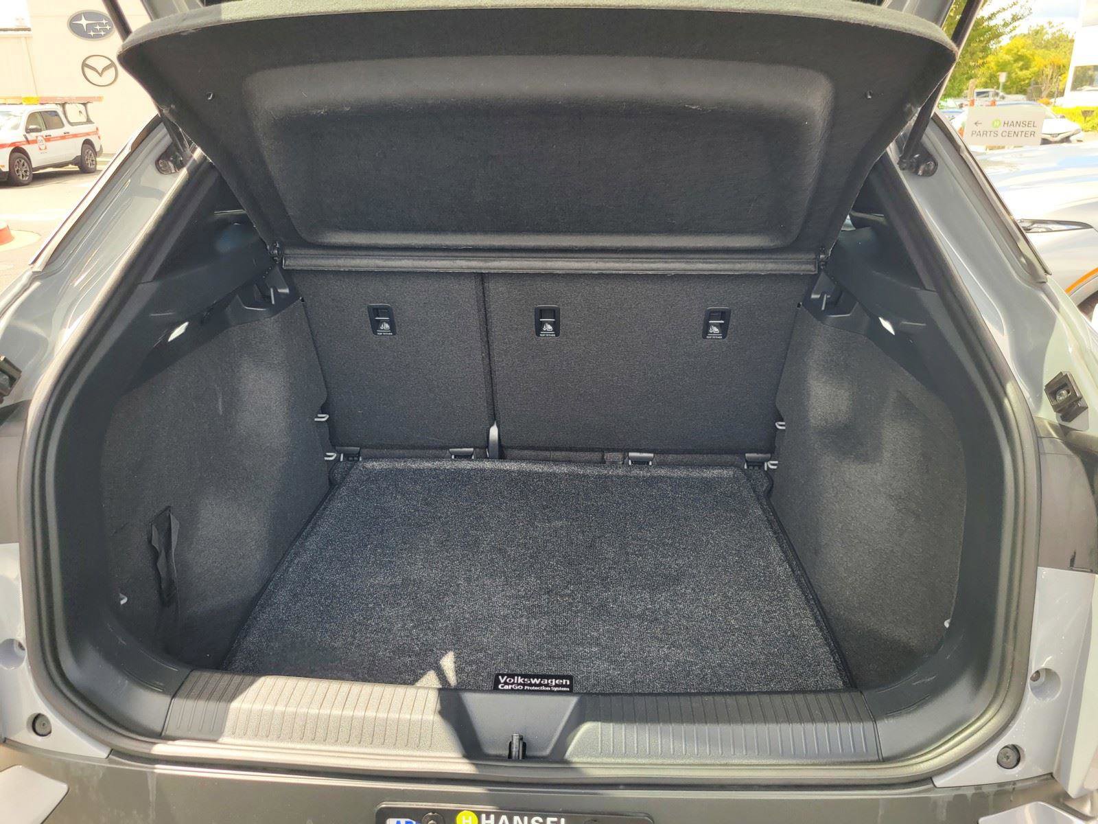 Certified 2022 Volkswagen ID.4 Pro AWD/4WD image 35