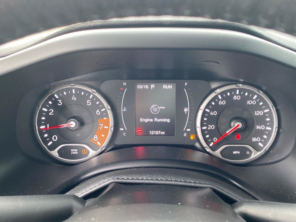 Certified 2023 Jeep Renegade Latitude w/ Premium Group AWD/4WD image 20