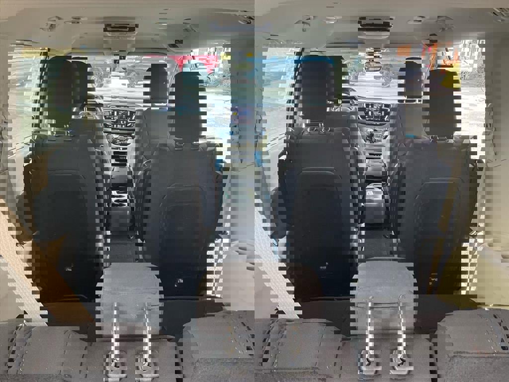 Used 2020 Chrysler Pacifica Touring w/ Cold Weather Group image 22