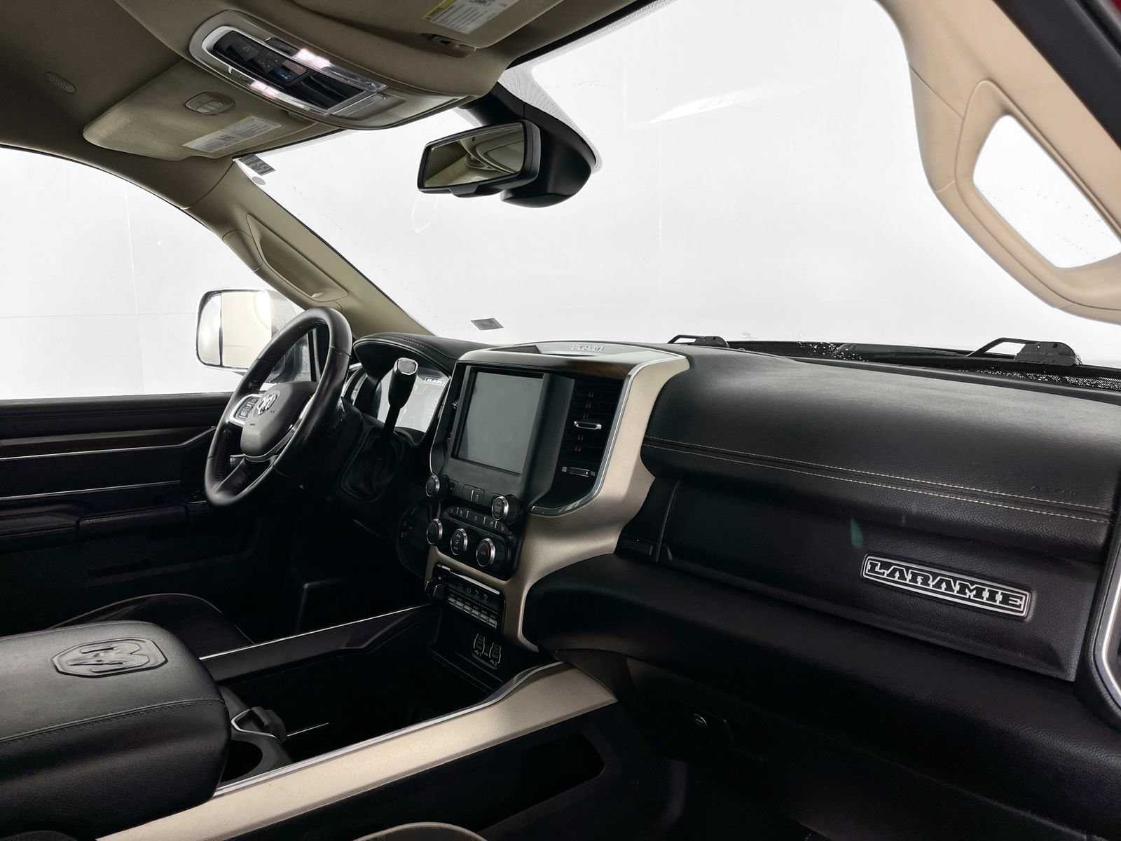 Used 2022 RAM 3500 Laramie AWD/4WD image 36