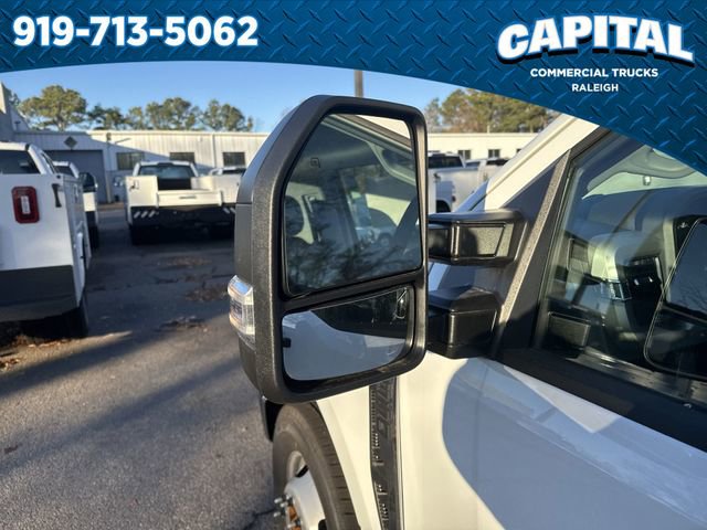 New 2025 Ford F350 XL w/ XL Chrome Package image 12