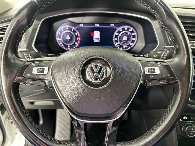 Used 2019 Volkswagen Tiguan SEL Premium w/ 3rd Row Seat Package AWD/4WD image 23