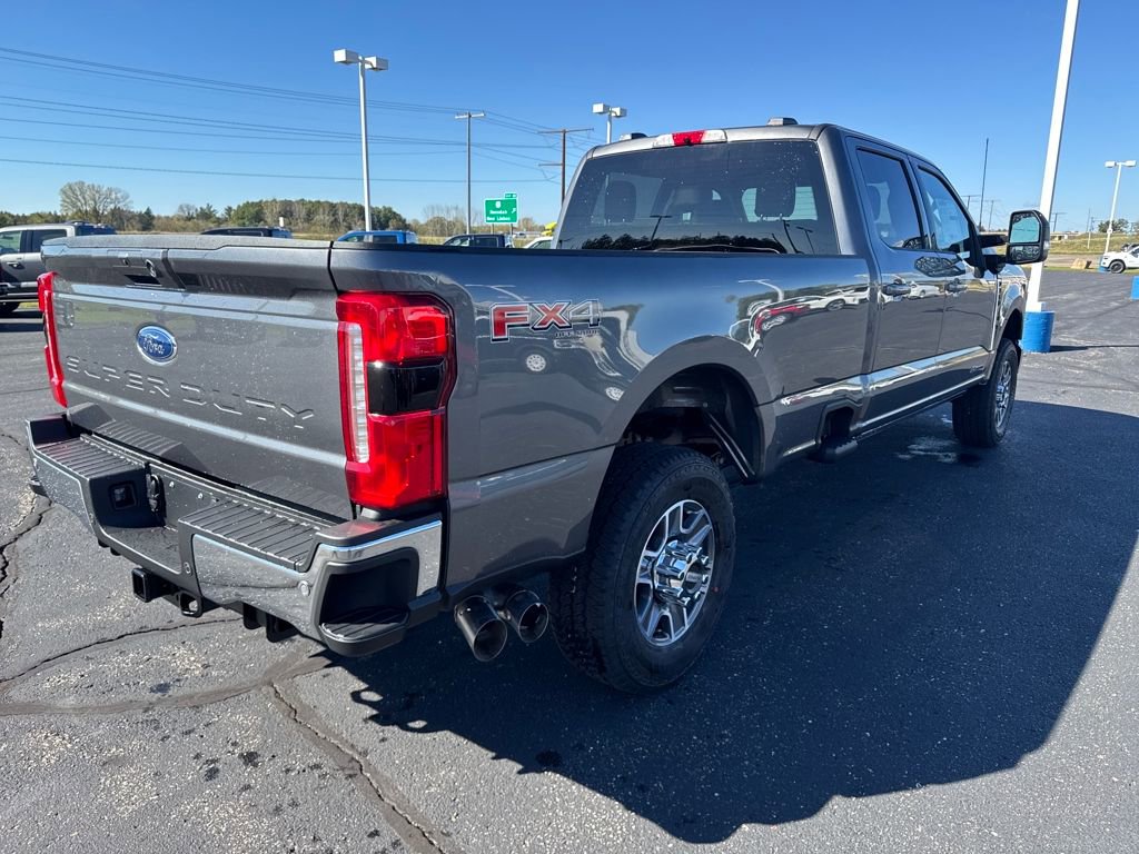 New 2026 Ford F350 Lariat w/ FX4 Off-Road Package image 5