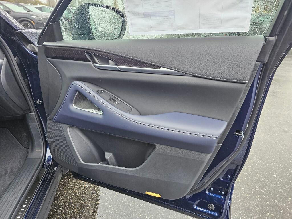 New 2026 INFINITI QX60 Sport image 10