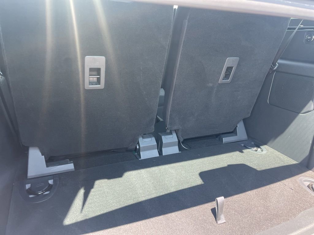 Used 2025 Ford Bronco 2-Door w/ Sasquatch Package AWD/4WD image 12