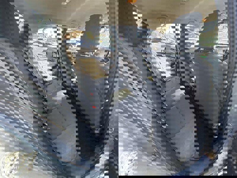 Used 2022 Toyota Corolla LE image 16