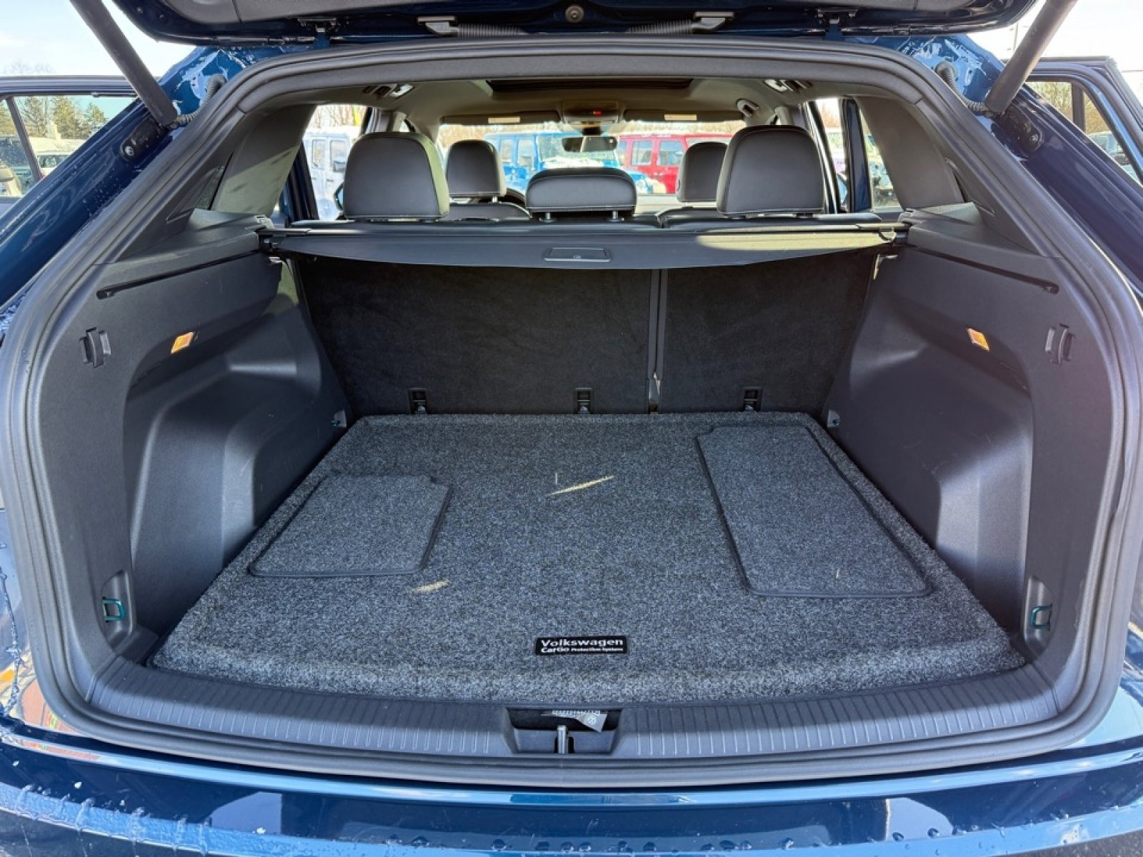 Used 2022 Volkswagen Atlas Cross Sport SEL Premium R-Line image 19