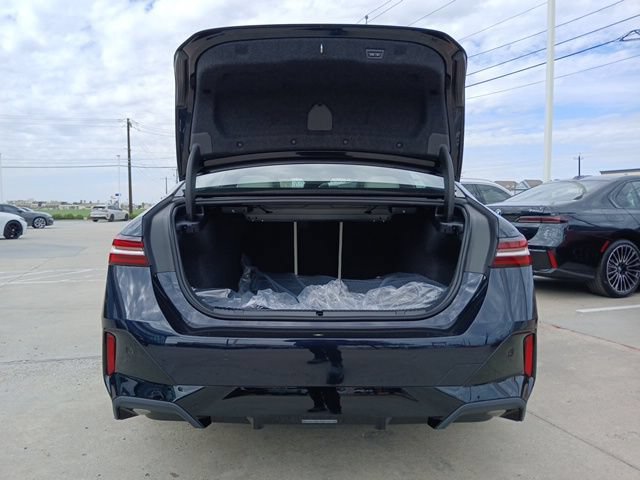 New 2026 BMW 530i RWD image 9