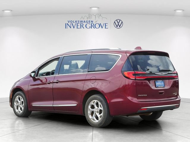Used 2021 Chrysler Pacifica Limited w/ Premium & Safety Sphere Group AWD/4WD image 5